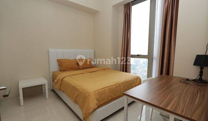 Disewakan Bulanan Condominium Apartemen Mewah Taman Anggrek  3+1 Full Furnished Ada Privat Lift  1