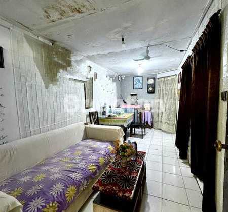 For Sale 1½ Story House Row 1 - Certificate Still AJB Notary, On Hand- Price Includes SHM Creation Costs- Row 1 for Car- No Carport- Never Flooded- Built in 1970- Uses Red Brick and Ceramic- Security and Cleanliness Fee Rp100,000