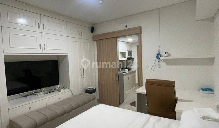 Disewakan Apt 1 Kamar Sudah Furnish Bagus Interior Lux Siap Huni 1