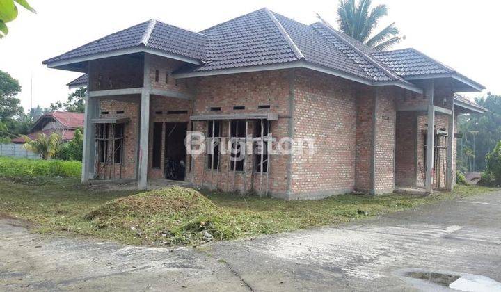 rumah tegak payung  lokasi sekuntum 1