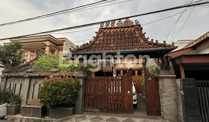 Rumah ISTIMEWA Dekorasi Kayu Jati Jepara, BEBAS BANJIR & GAGE DI TENGAH KOTA JAKARTA 1