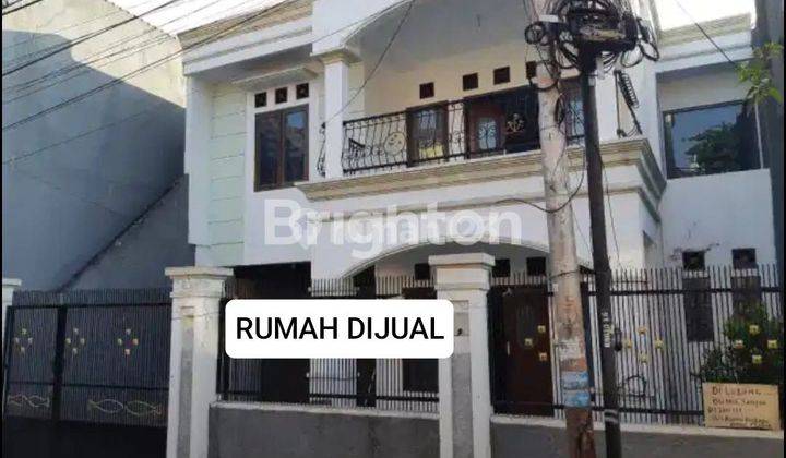 RUMAH MEWAH 2Lantai Lokasi STRATEGIS di Tebet 1