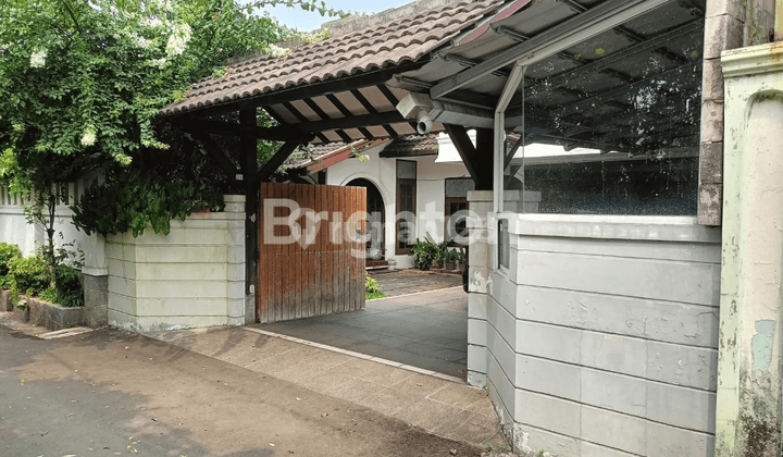 MURAH Rumah Hunian di kawasan Elite Pondok Gede 1