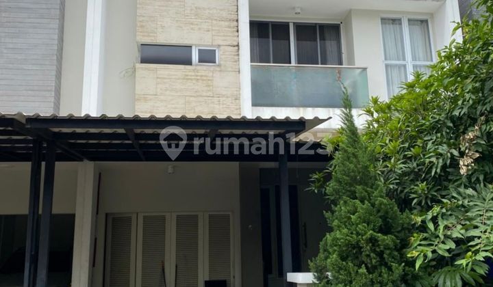 Dijual Rumah 2 Lantai siap huni di Cluster Vivaldi Gading Serpong