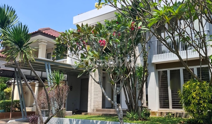 For Rent 2-Story Luxury House Ready to Occupy in Taman Giri Loka BSD For Rent 2-Story Luxury House Ready to Occupy in Taman Giri Loka BSD