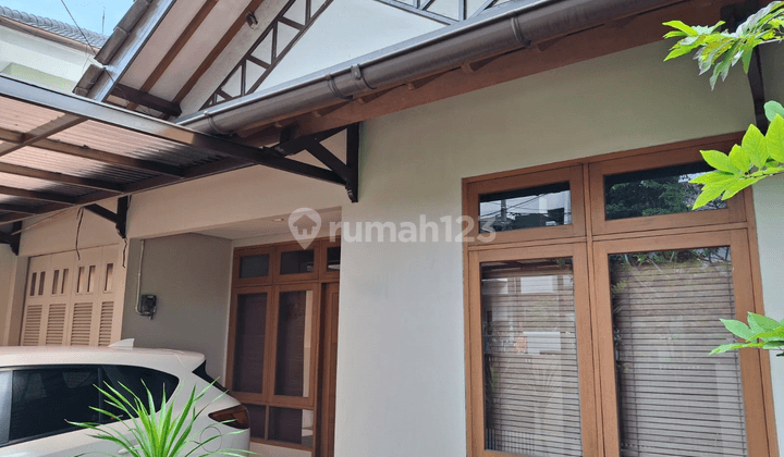 Dijual Rumah Bagus SHM di Bsd City, Tangerang 1