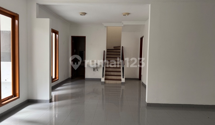 Rumah Mewah 2 Lantai Gandeng The Green Bsd City, Tangerang 2