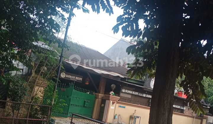 For Sale House in Duren Sawit Near Toll Access and Never Flooded 2