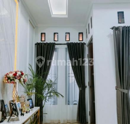 Dijual Rumah 2 Lantai di Bintaro Tangsel Full Furnished