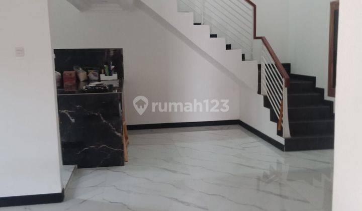 Dijual Rumah Bagus  Siap Huni di posisi Hook di Boulevard Hijau Bekasi 2