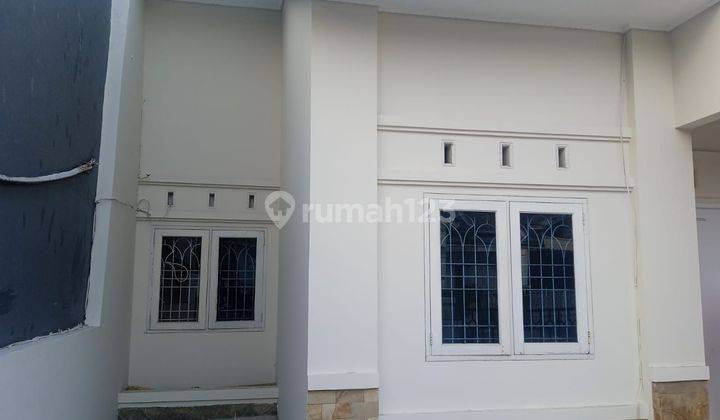 Dijual Rumah Siap Huni di Boulevard Hijau Harapan Indah 2