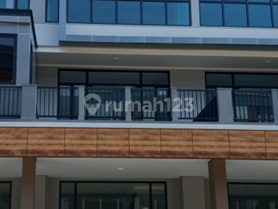 "For Rent: Quick Lease - Crystal Hook Shop for Office Use in Summarecon Bekasi" "For Rent: Quick Lease - Crystal Hook Shop for Office Use in Summarecon Bekasi"