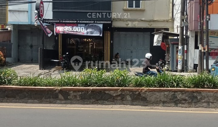 Strategic Cilegon Main Road Shophouse Passed by Many Vehicles Strategic Cilegon Main Road Shophouse Passed by Many Vehicles