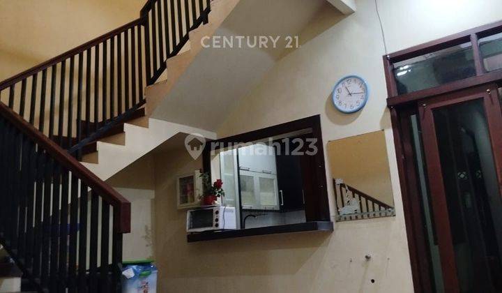 Hunian Bagus 2 Lantai Taman Puri Indah Nego Sampai Jadi 2