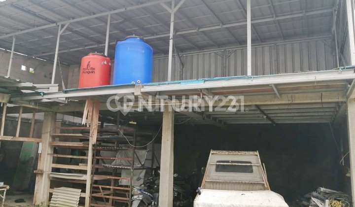 Land with a Shop House in Penancangan Near Serang City Public Hospital