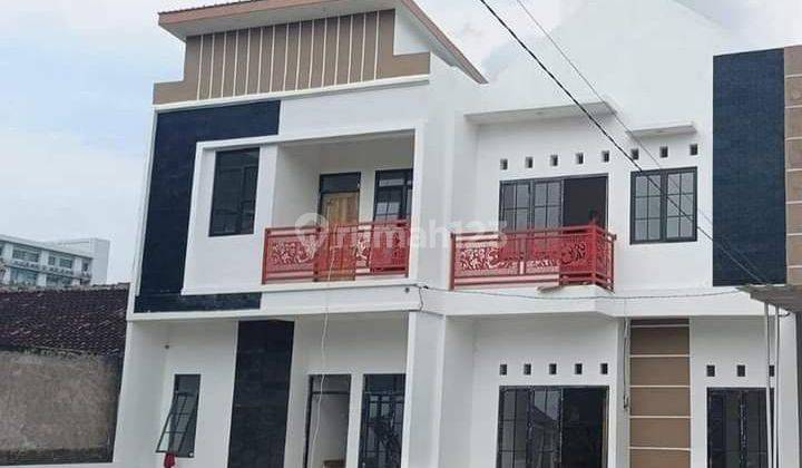 Rumah 2 lantai dekat pusat kota Rumah 1