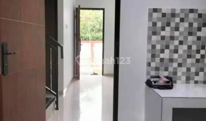 Dijual Rumah 2 Lantai Di Pusat Kota  2