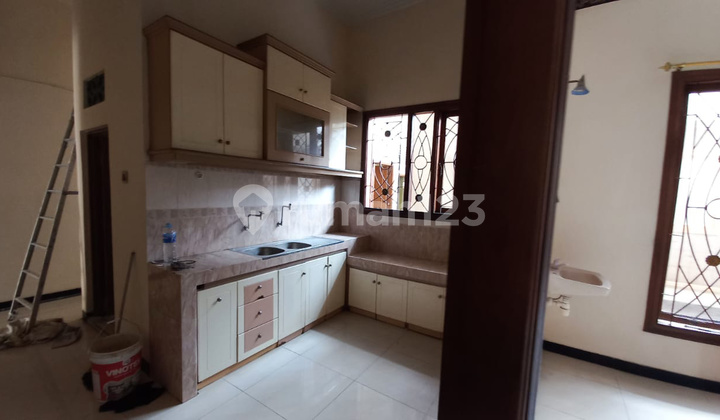 Rumah Mewah Di Perumahan Puri Anjasmoro Tidak Banjir 2