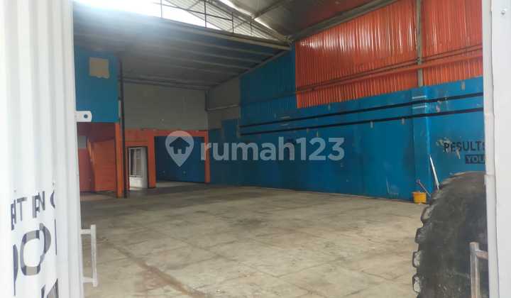 Exclusive Warehouse in the Heart of Semarang City - Near Pandanaran & Pemuda (Highly Strategic!)