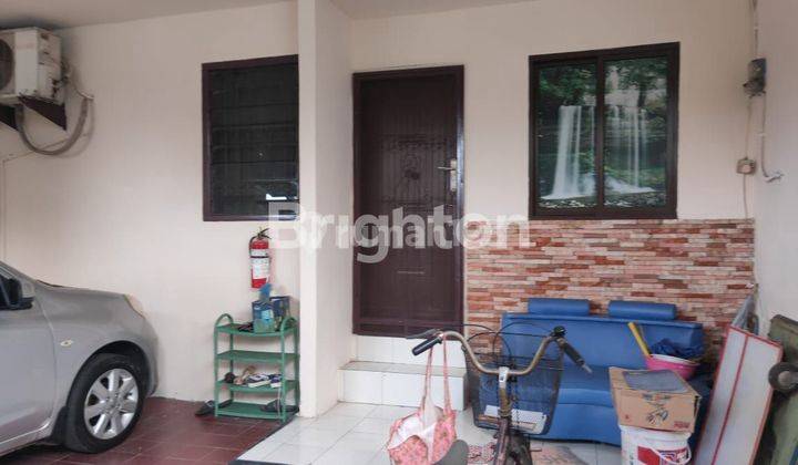 DI  RUMAH 1 1/2 LANTAI DI BOJONG INDAH - CENGKARENG 2