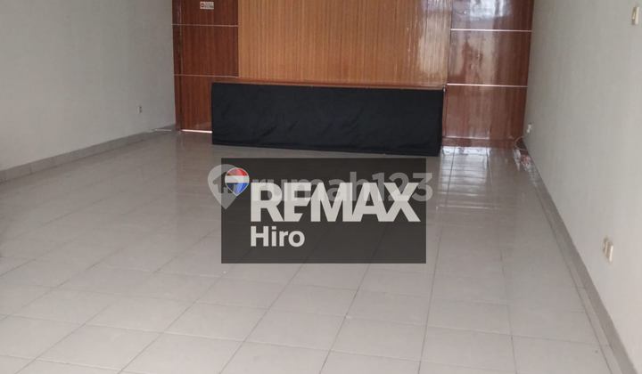 For Rent: 3-Story Shop house in Galaxy Area, Bekasi For Rent: 3-Story Shop house in Galaxy Area, Bekasi