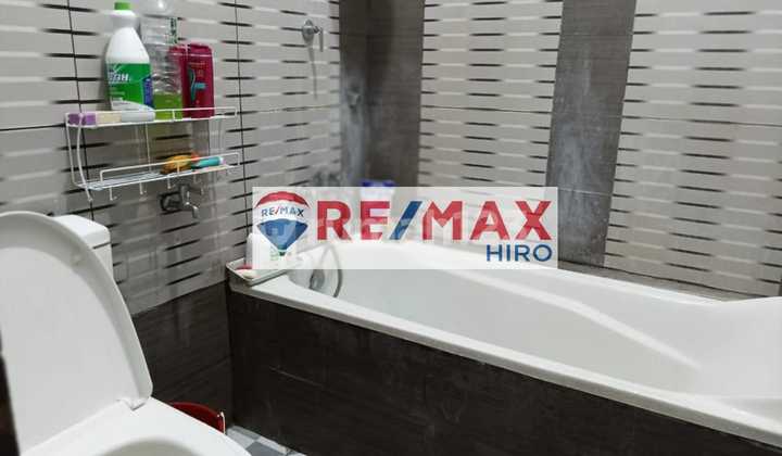 Disewakan Rumah2 Lantai Daerah Galaxy 2