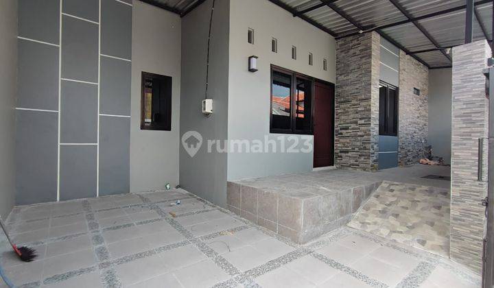 Rumah 1 Lantai Cantik dan Terawat di Turangga Tengah  2