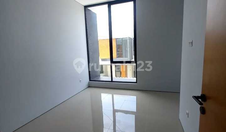 Rumah Brand new, minimalis, dalam cluster kemanan 24 jam di Ciputat 2