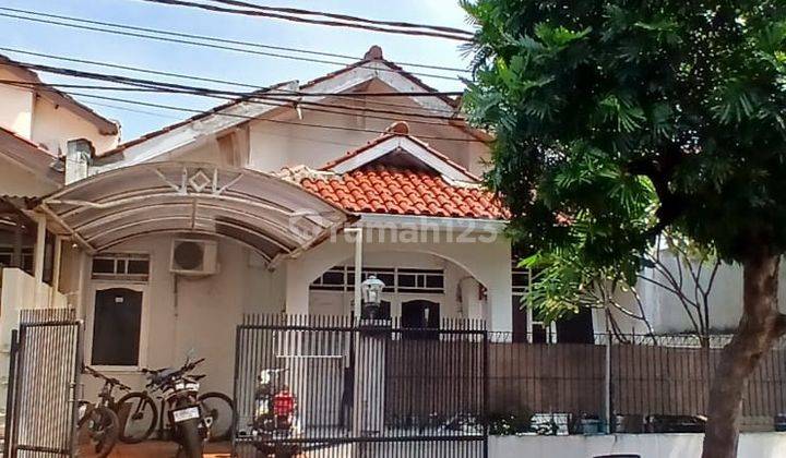 Rumah 1 lantai, lokasi strategis siap huni di Legoso 2