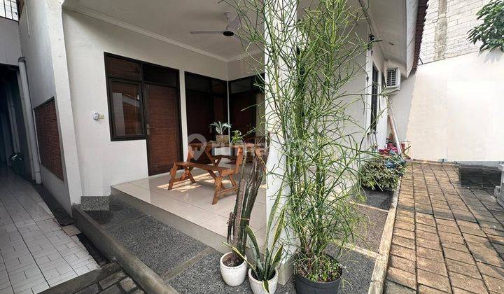 Rumah Bagus, Nyaman Dengan Swimming Pool Paviliun Di, Kemang,,, 2