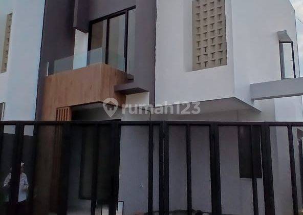 Rumah brand new, minimalis di Ciputat 1