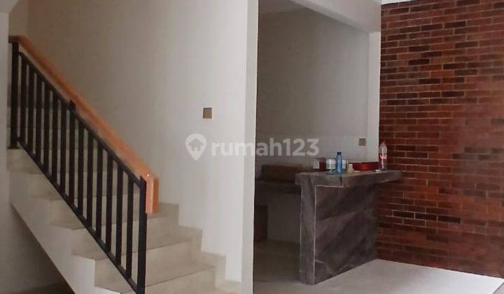 Rumah Brand new, minimalis, dalam cluster di Larangan 2