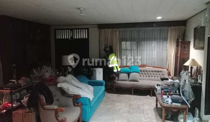 Rumah lokasi strategis di Pinggir jalan Raya, Bintaro, Jaksel 2