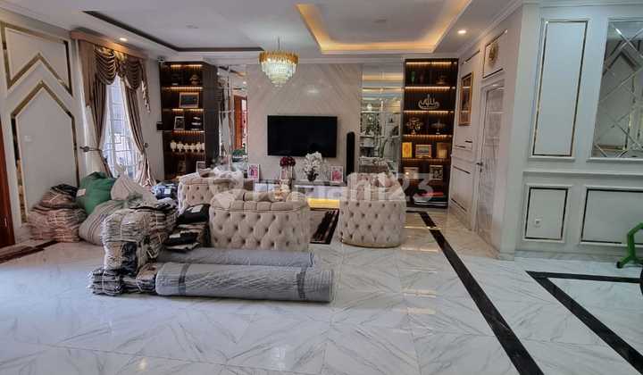 Nice 2-Storey House Strategically Located, Flood-Free Ready to Occupy 2