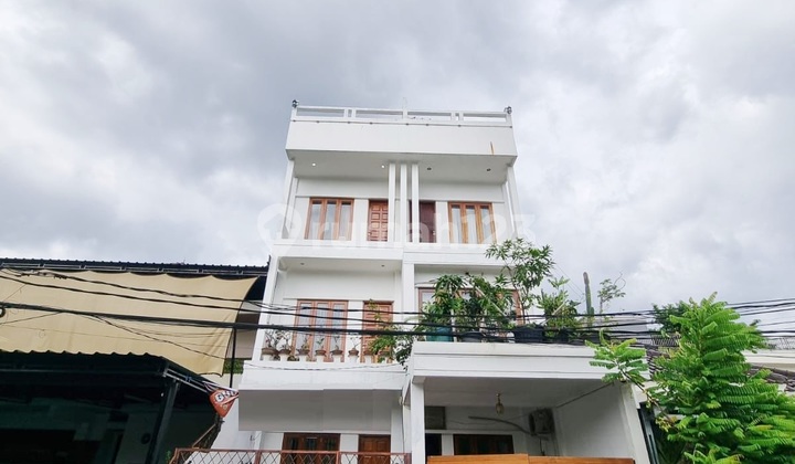 Rumah Minimalis 4 Lantai, Bagus, siap huni di Tanah Kusir Rumah Minimalis 4 Lantai, Bagus, siap huni di Tanah Kusir