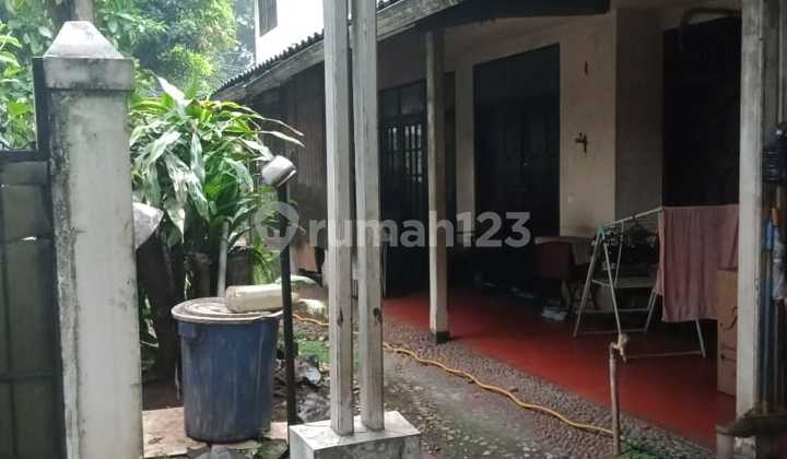 Rumah lokasi strategis, bebas banjir di Bintaro sektor 1, Jaksel 2