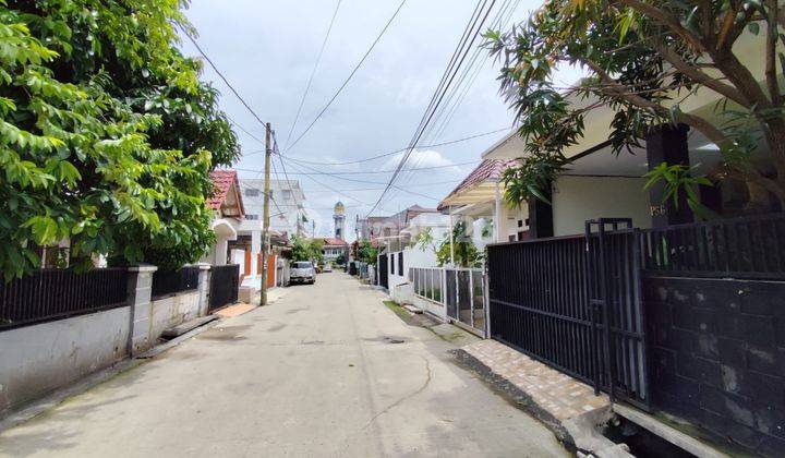 Disewakan Rumah Siap Huni Dekat Tol di Galaxy Bekasi 2