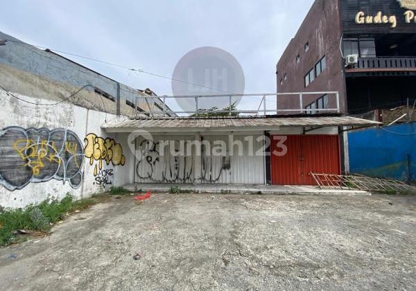 Tanah dan Bangunan Di Pinggir Jalan di Pekayon Raya Bekasi 