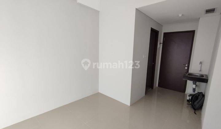 Apartemen Transpark Juanda Tipe Studio FREE IPL Bekasi Timur  2