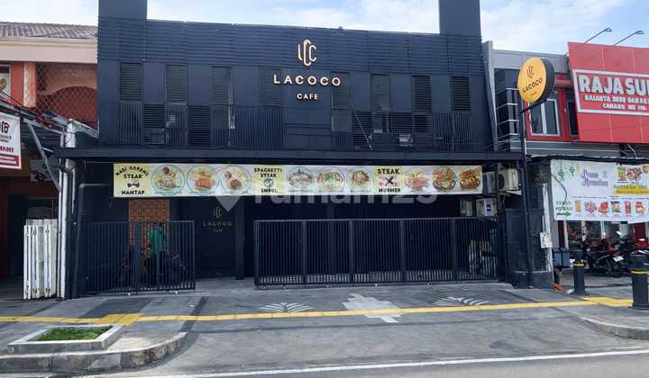 For Rent: 2-Storey Shop House by Main Road in Duren Sawit, Jakarta