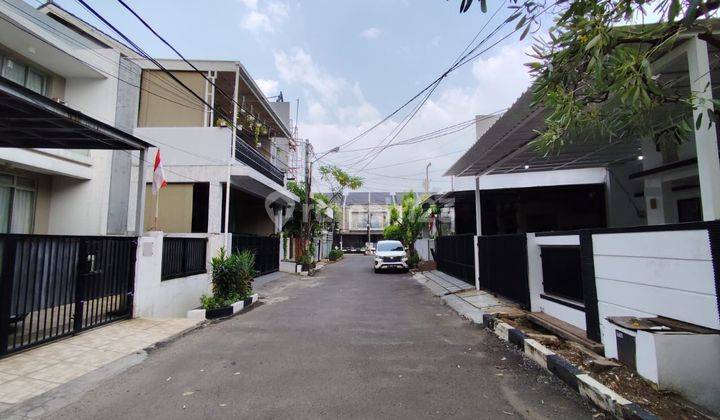 Rumah Minimalis Siap Huni di Galaxy Residence Bekasi Selatan  2