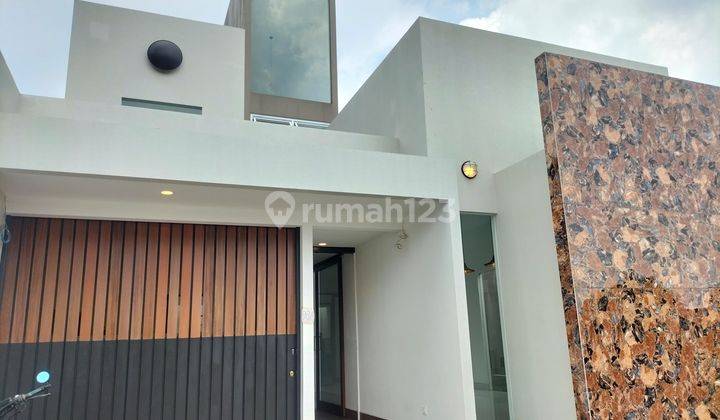 Rumah Lux Siap huni Di Setiabudi Regency Bandung Utara 2