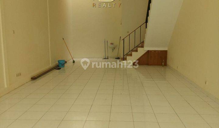 Ruko Citywalk Citragran, Dekat Gerbang Utama 1