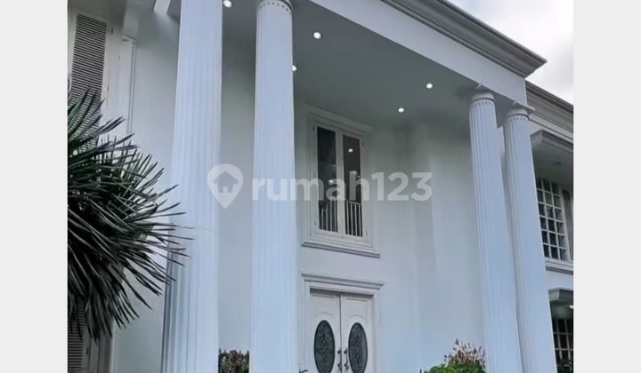 Rumah Mewah Sriwijaya Kertanegara - 1090m² - Kebayoran Baru, Jakarta Selatan