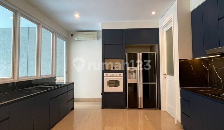 Rumah Mewah Siap Huni, Konsep Bali di Jakarta Selatan - Dekat Mall Pejaten