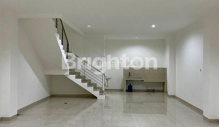 Ruko 3½ lantai di jalan City (Rangka Gading) Bogor 2