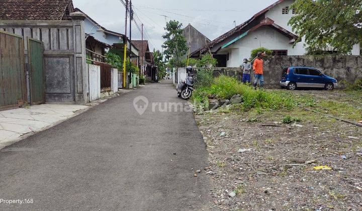 Dekat Ringroad Utara Jogja, Tanah di Lempongsari Area Kost 1