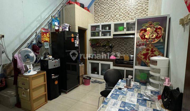  Rumah Sunter 3 Lantai Semi Furnished 1