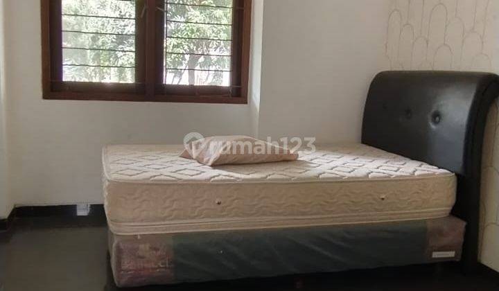  Rumah Semi Furnished Bagus SHM - Sertifikat Hak Milik di Bintaro Sektor 9, Bintaro 2