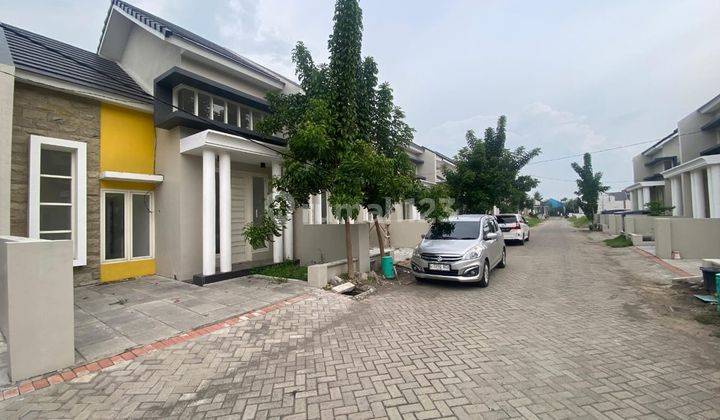 Rumah Siap Huni Nyaman Lokasi Strategis di Wisata Semanggi Cluster Avicennia, Surabaya 2